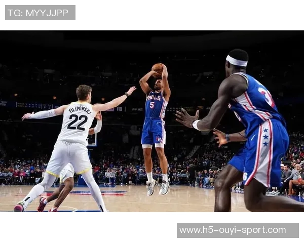 格莱姆斯状态低迷却依然贡献全面数据13投5中收获12分5篮板6助攻